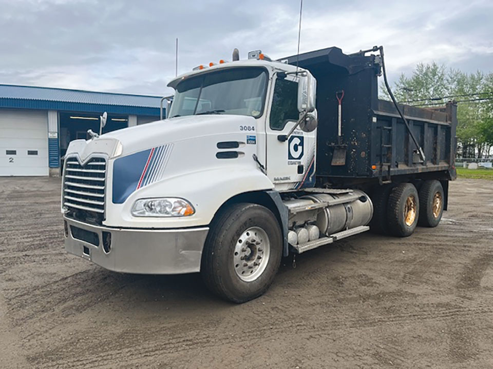 Mack-10-roues.jpg