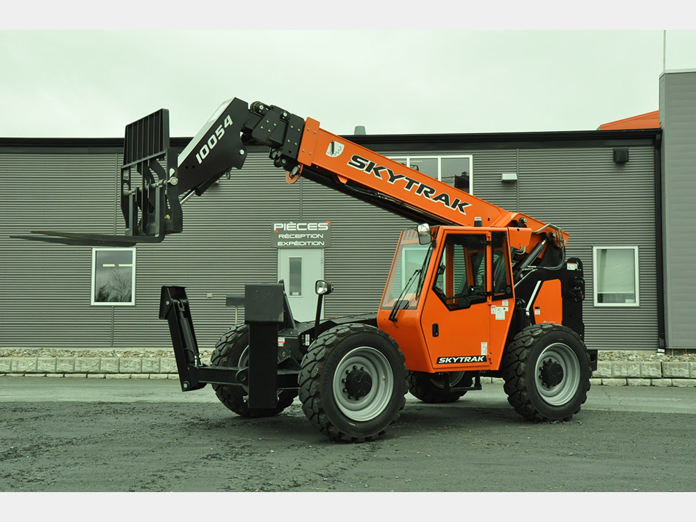 SKYTRAK 10054 2026-74-HP.JPG