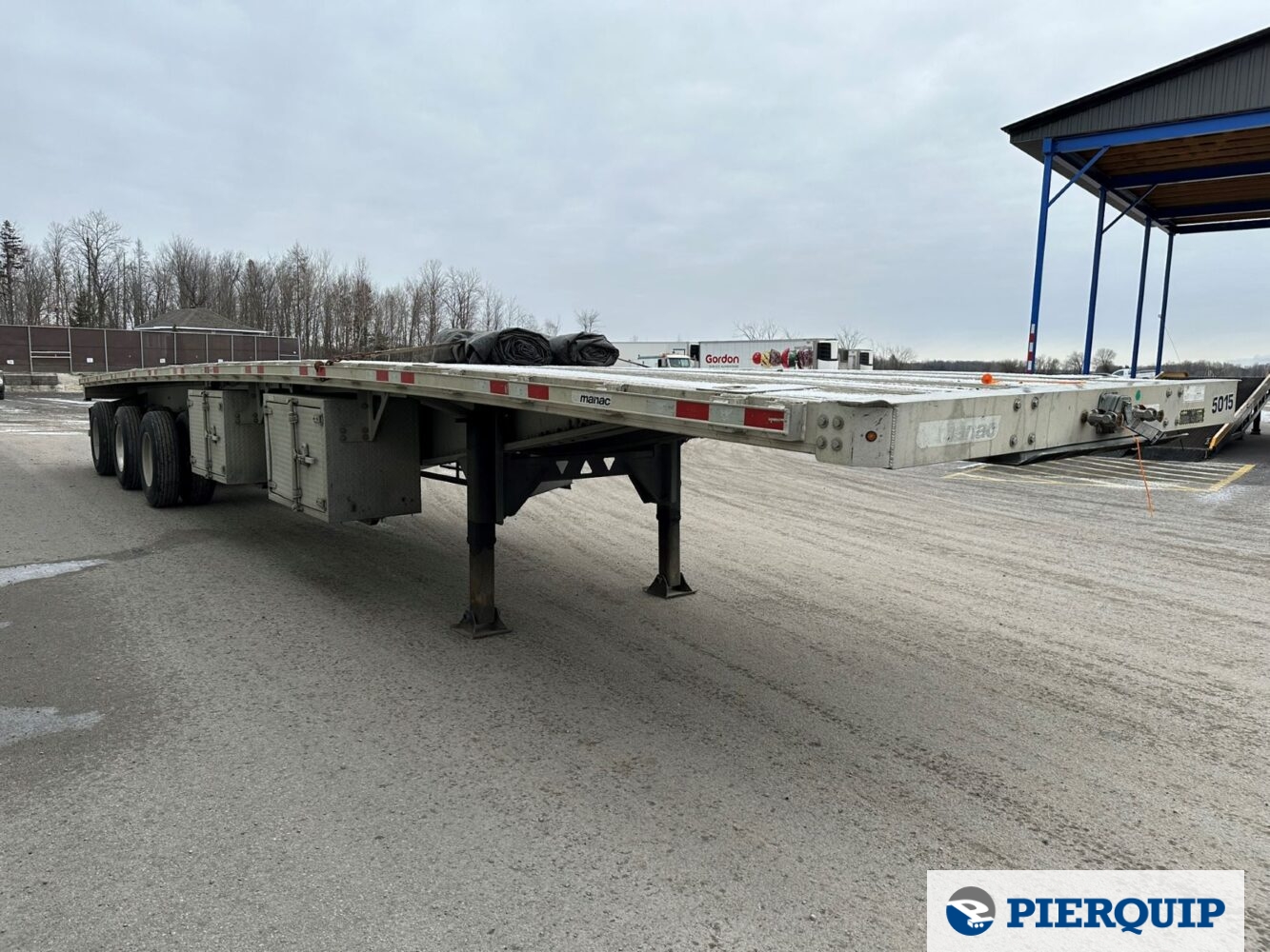 Pierquip_Manac_Flatbed_3-Axles_2017_003.jpg