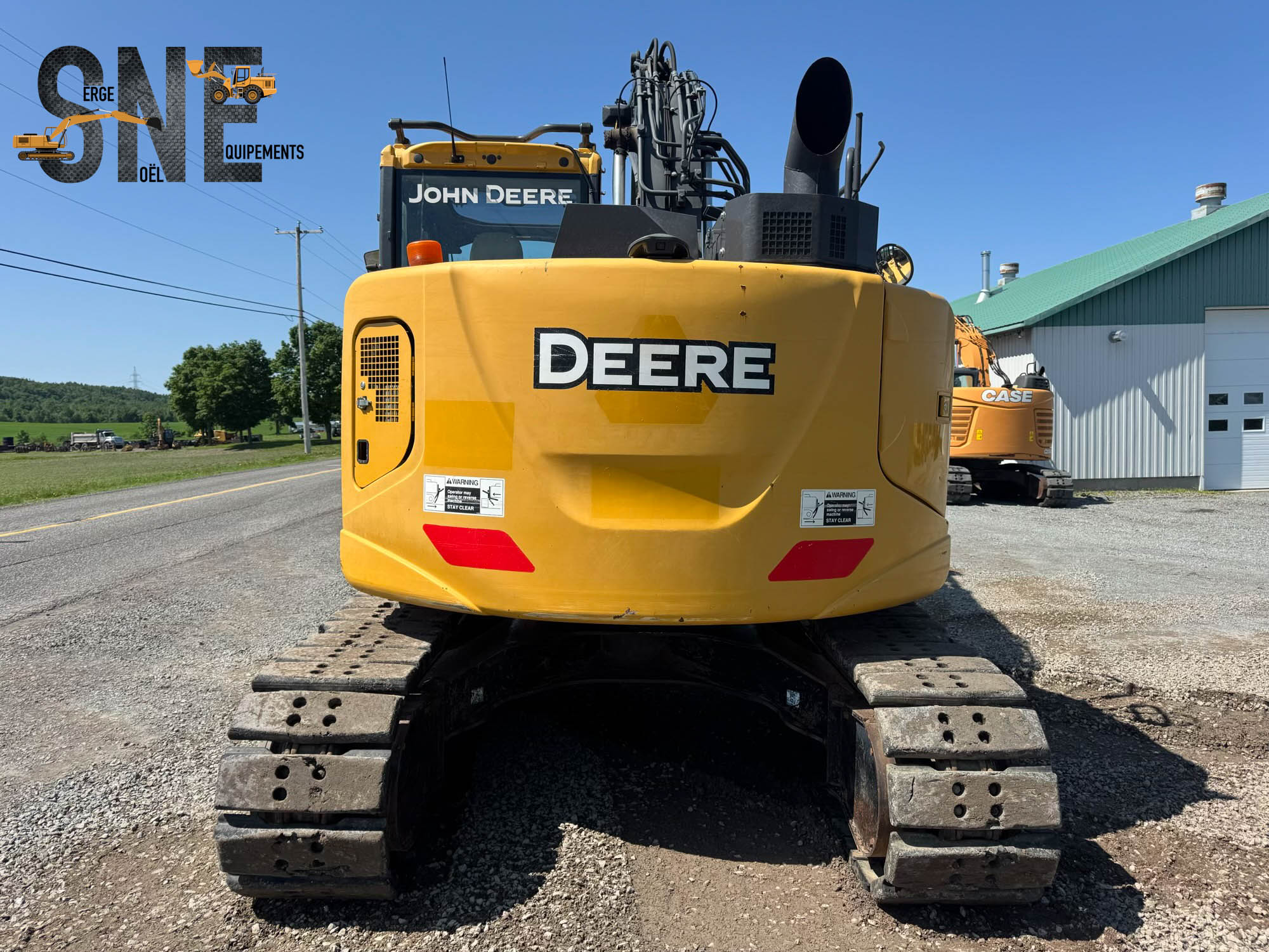 John Deere 135G_6743.jpg