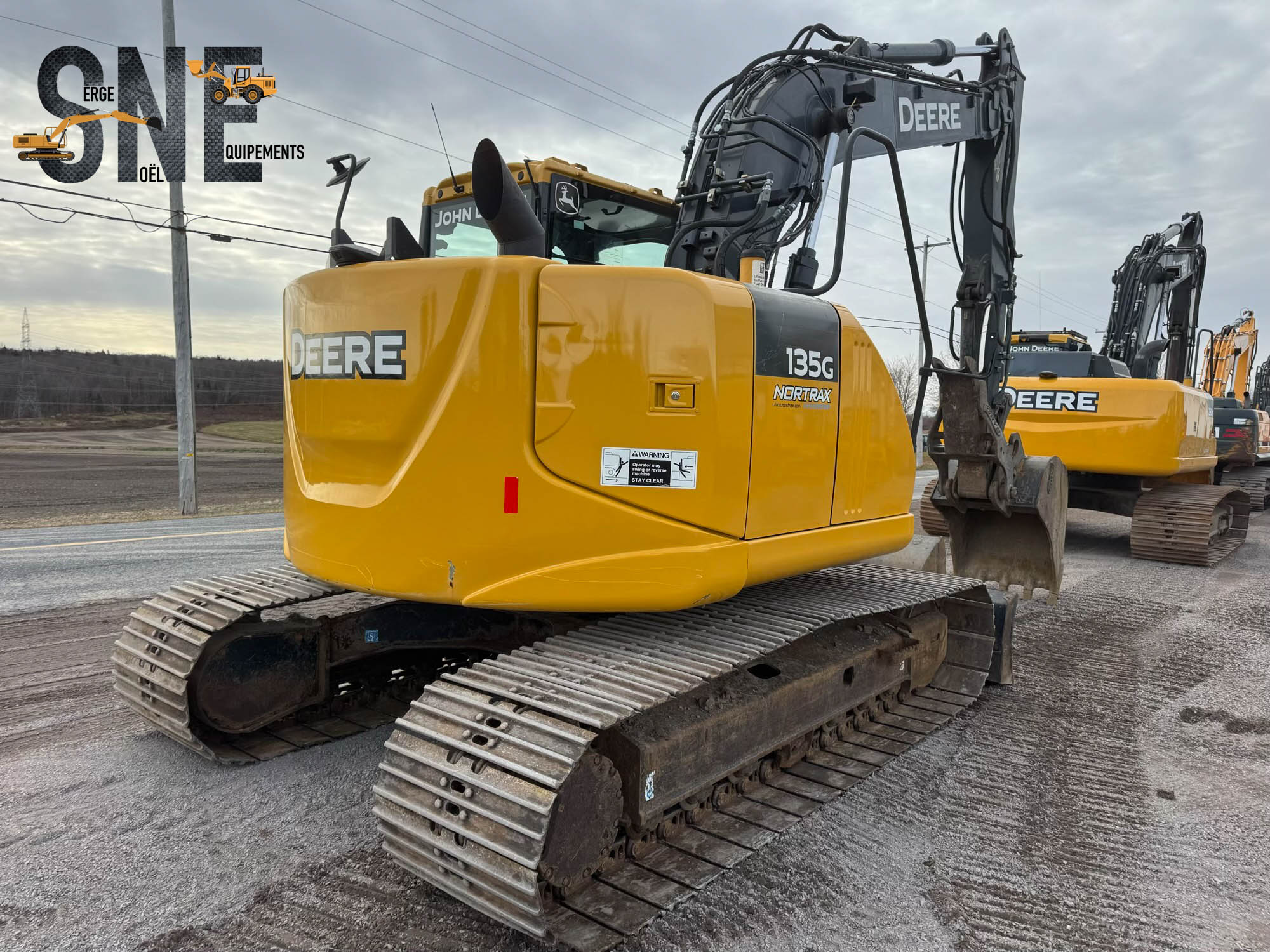 John Deere 135G_9321.jpg