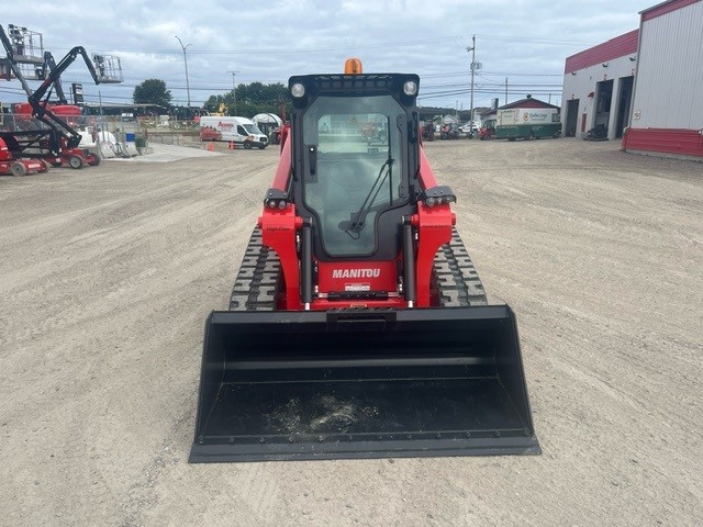 Manitou 1650RT 2023 #LO0238 Profil avant front side.jpg