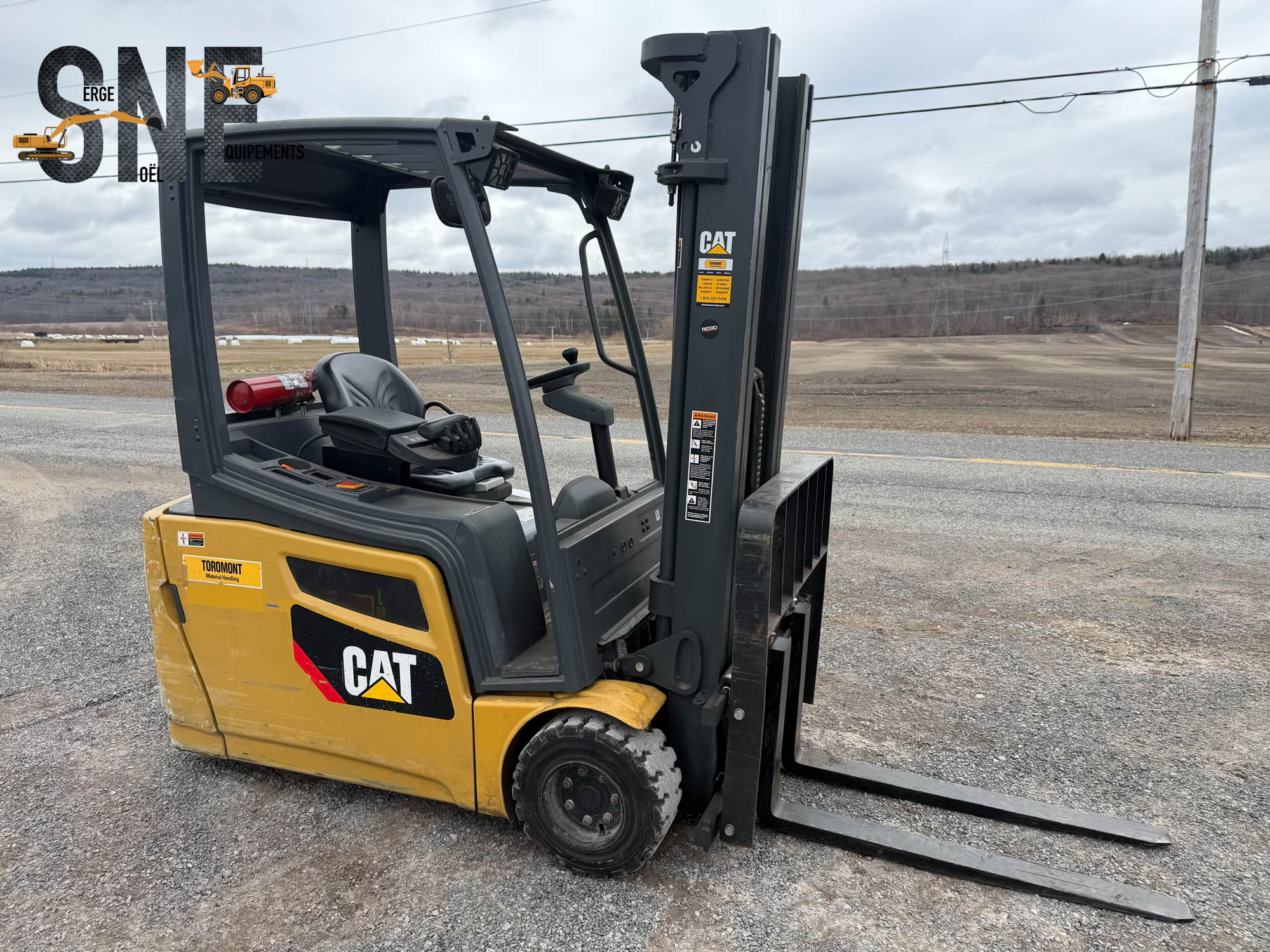 Caterpillar 2ET4000_1244.jpg