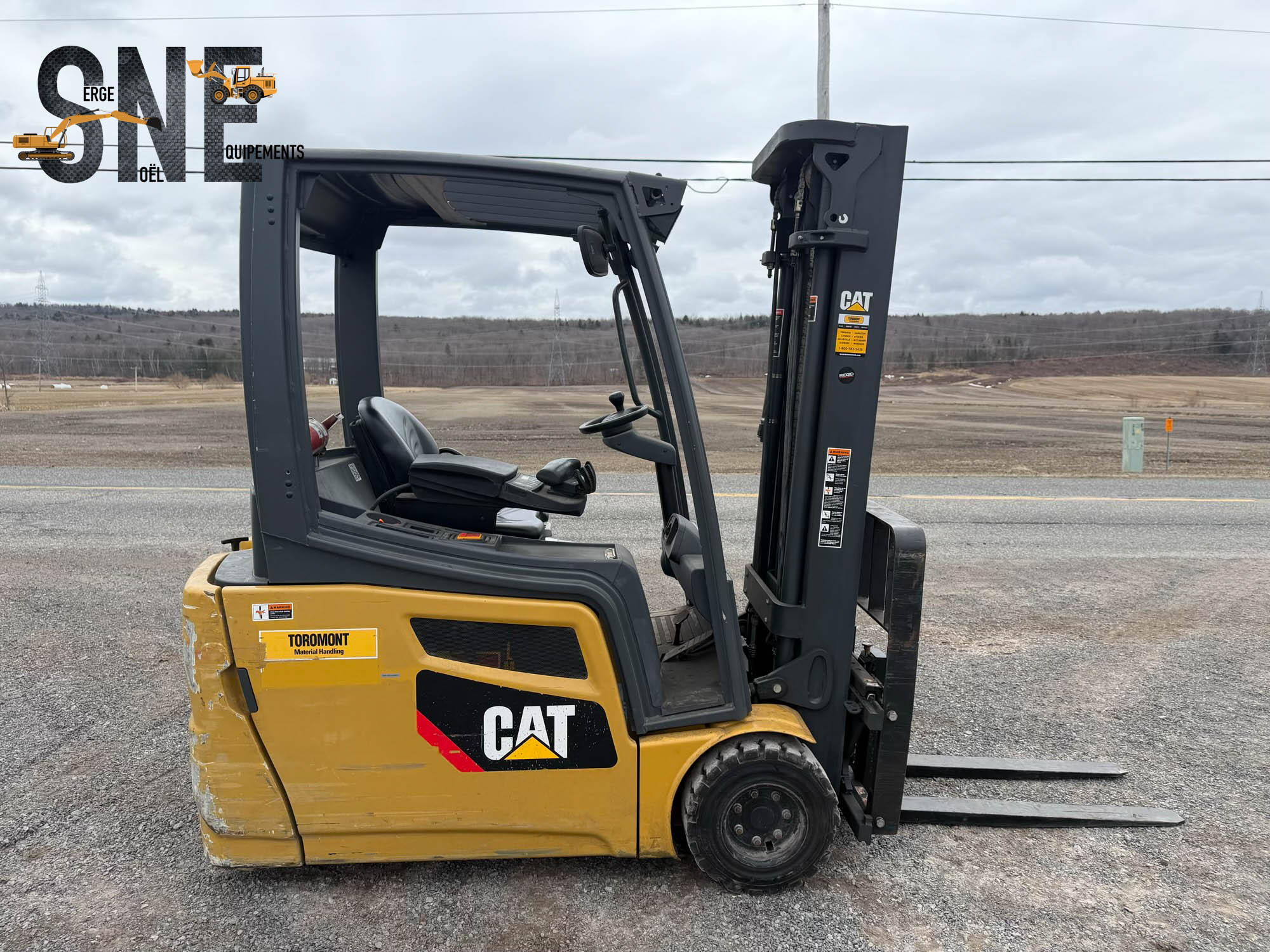 Caterpillar 2ET4000_1245.jpg