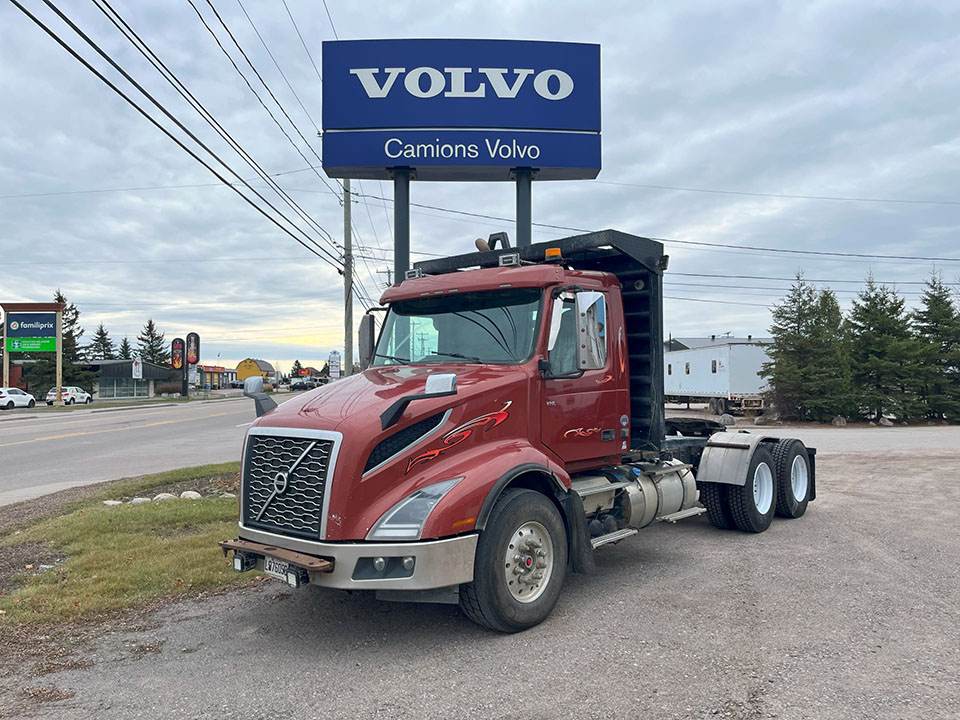 Volvo-300-2018.jpg