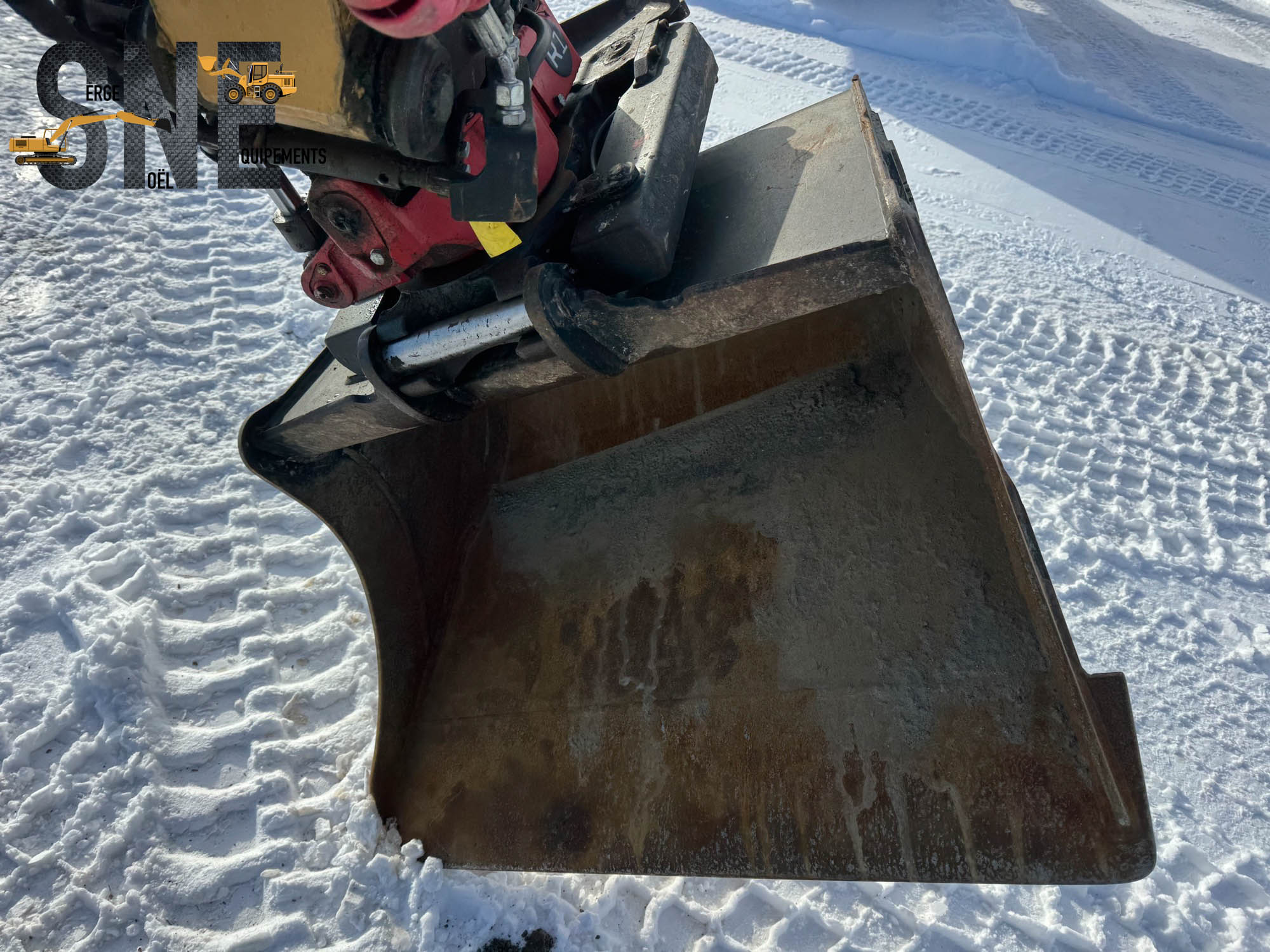 Caterpillar 303.5_9992.jpg