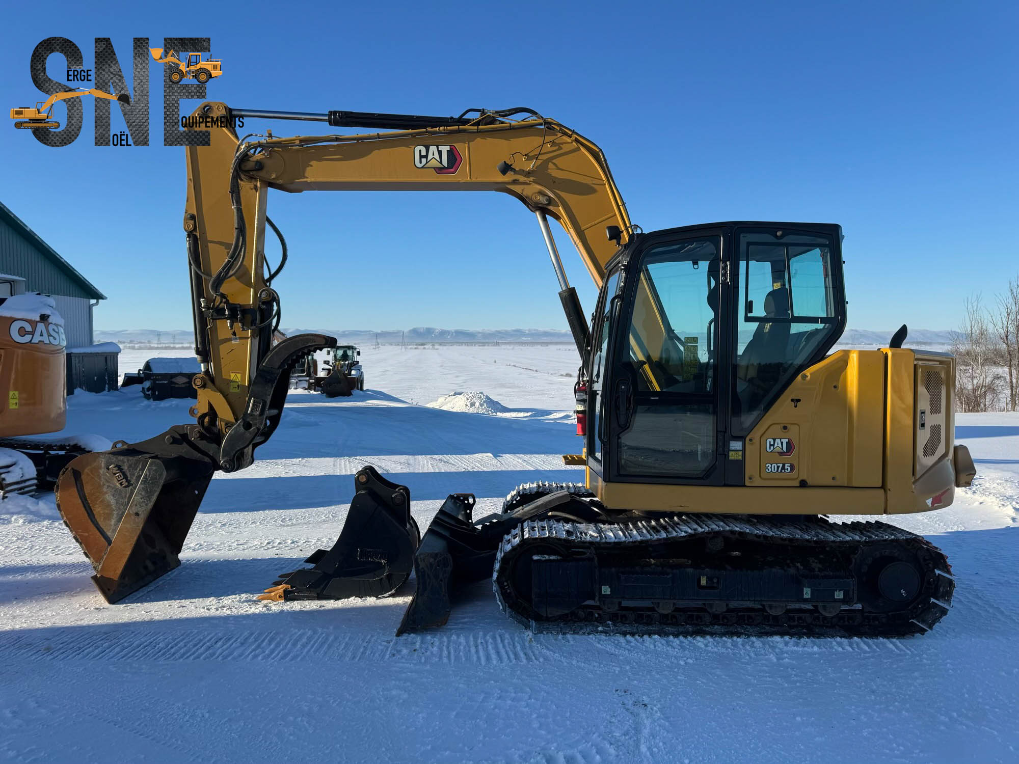 Caterpillar 307.5_0318.jpg