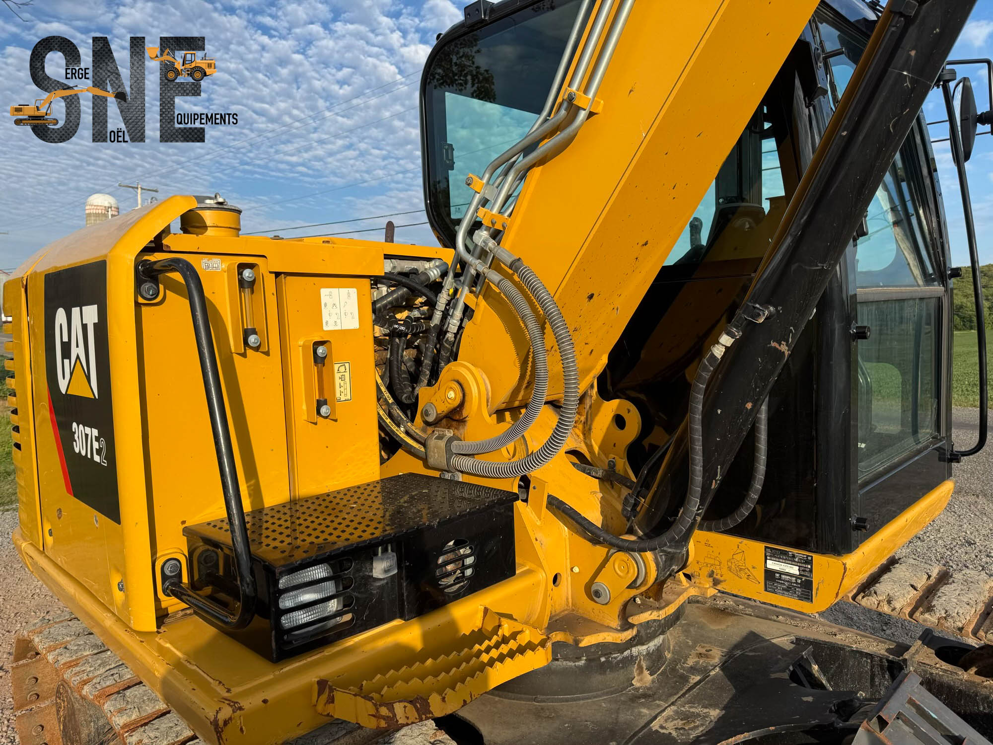 Caterpillar 307E2 #1020_8021.jpg