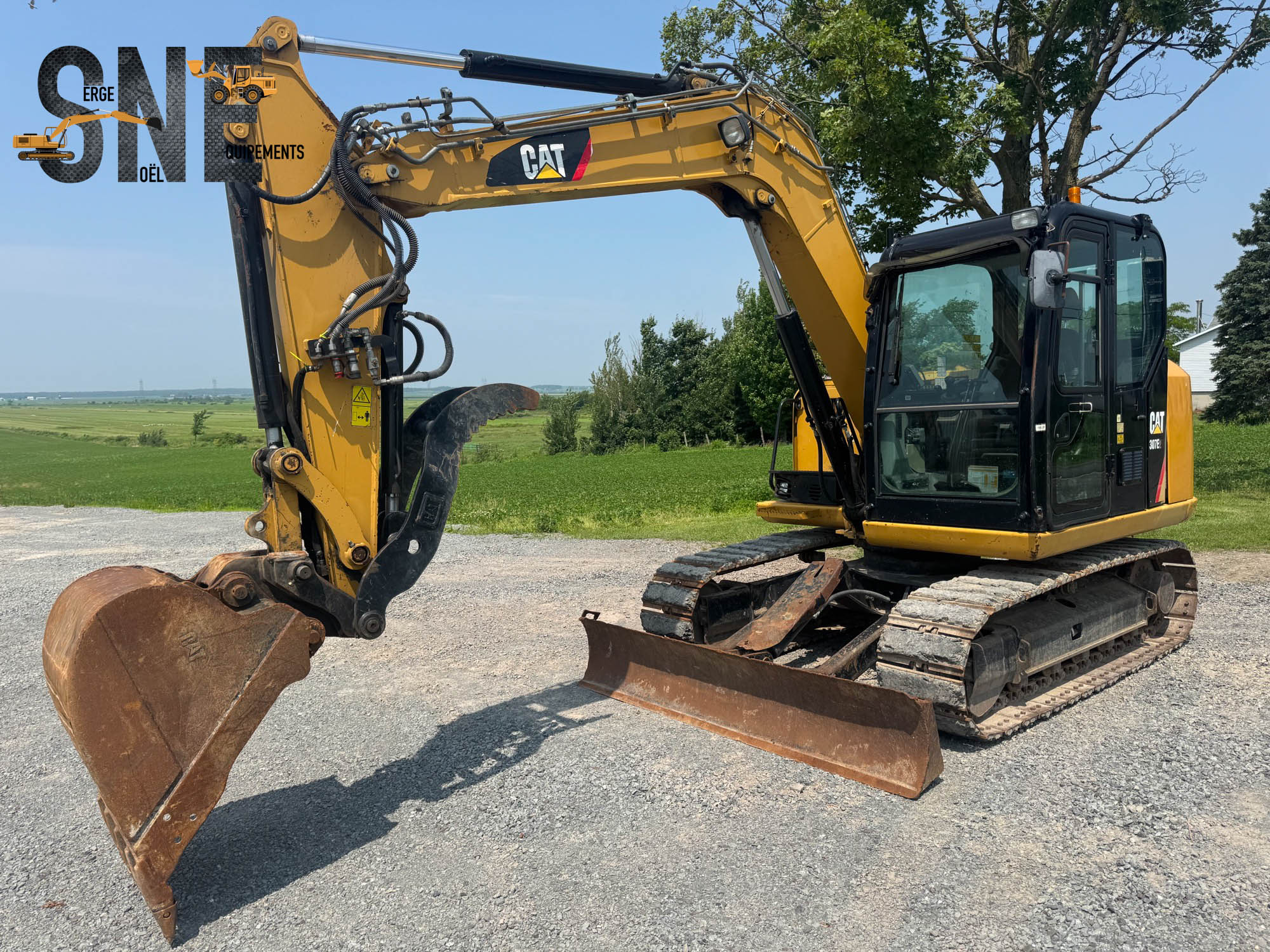Caterpillar 307E2 #0217_7194.jpg