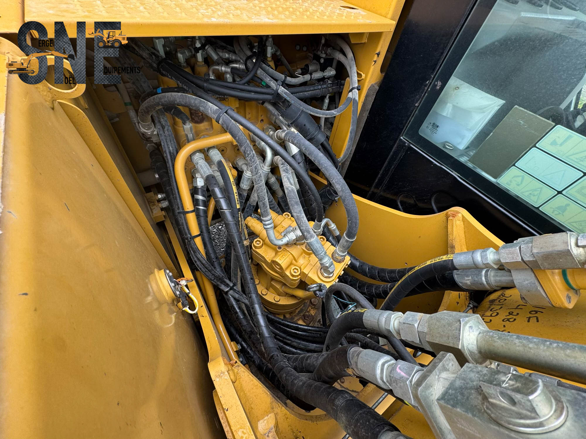 Caterpillar 316EL #1215_6255.jpg