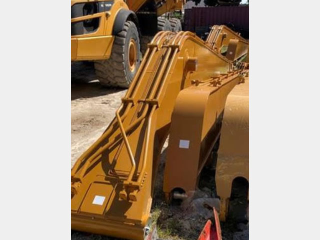 Cat 330_336.jpg