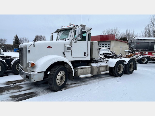2011 Peterbilt 357.jpeg