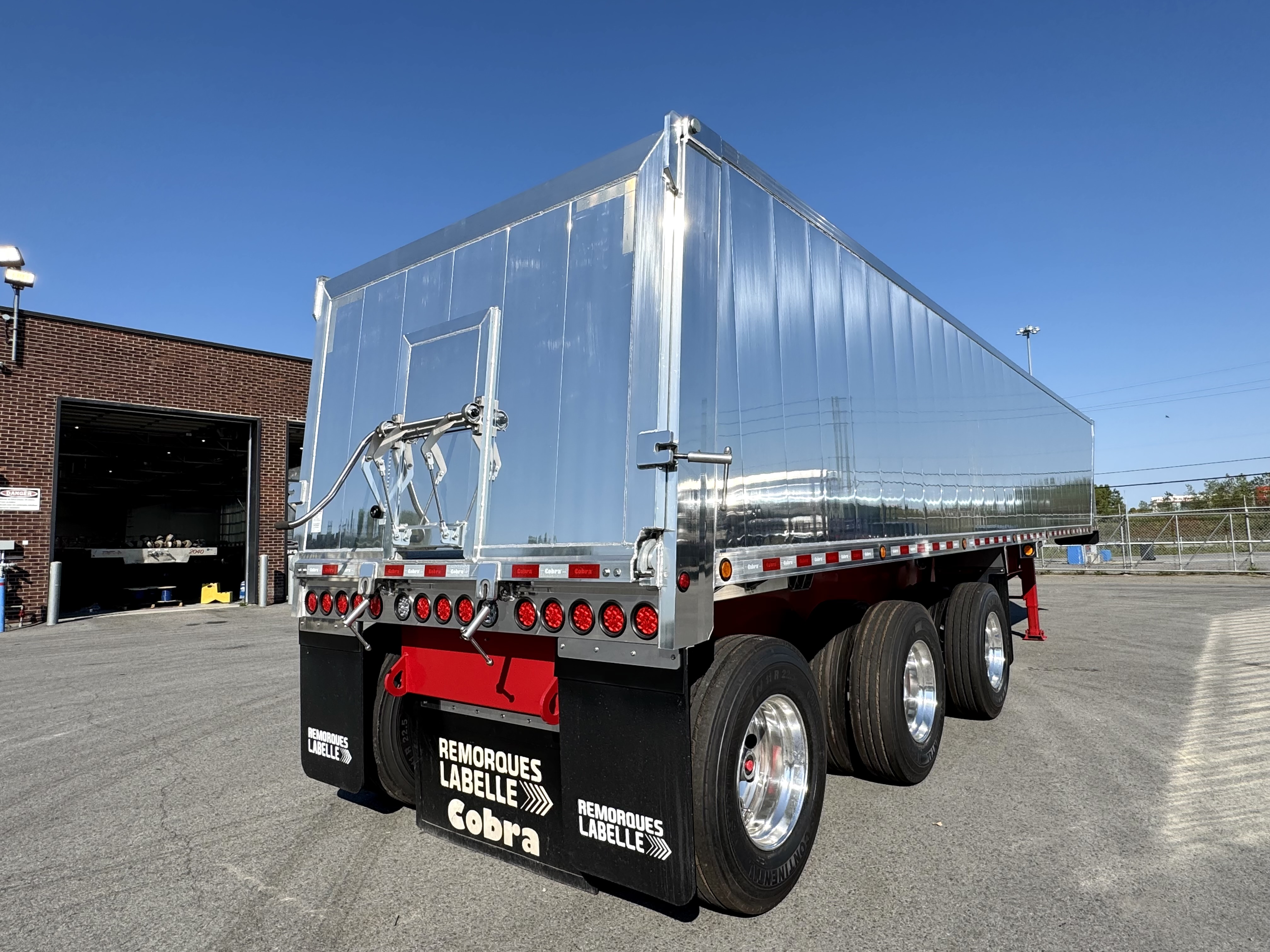 Photo 2025-09-29 15 06 10.jpg