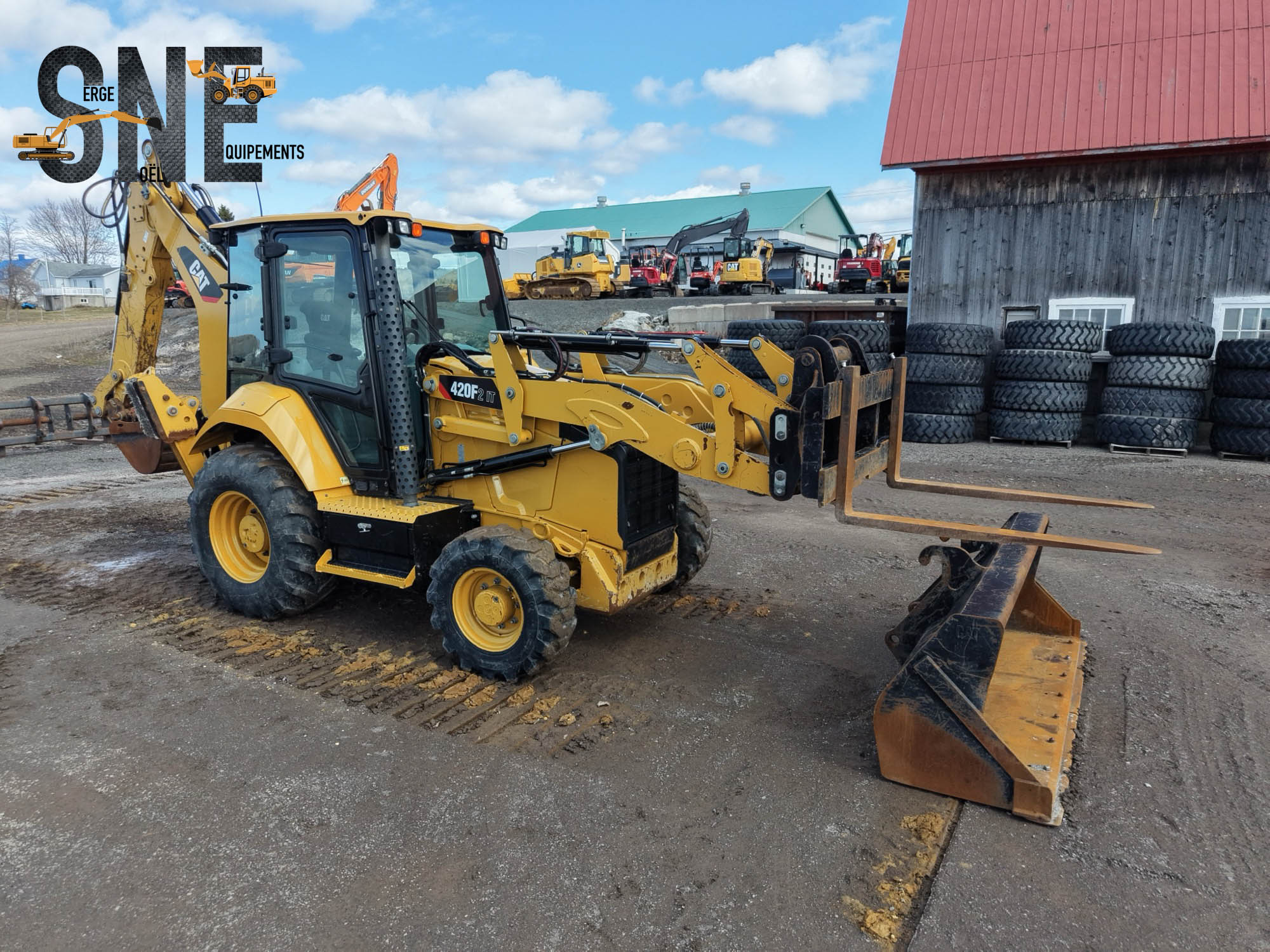 Caterpillar 420F2 IT_153056_0149_1776715806653_photo.jpg