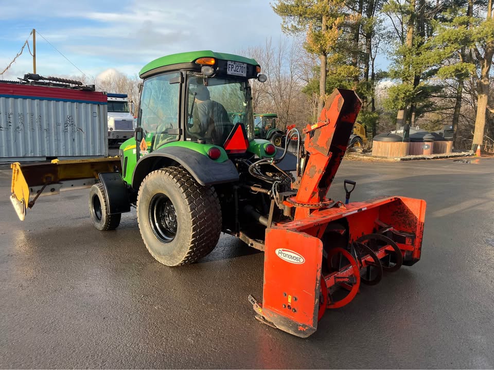 John Deer 4320 - 3.jpg