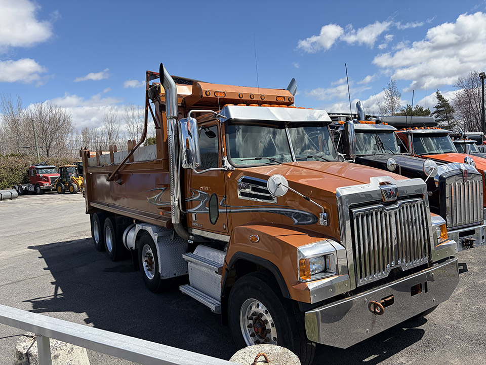 2019 Western Star 4700.jpeg