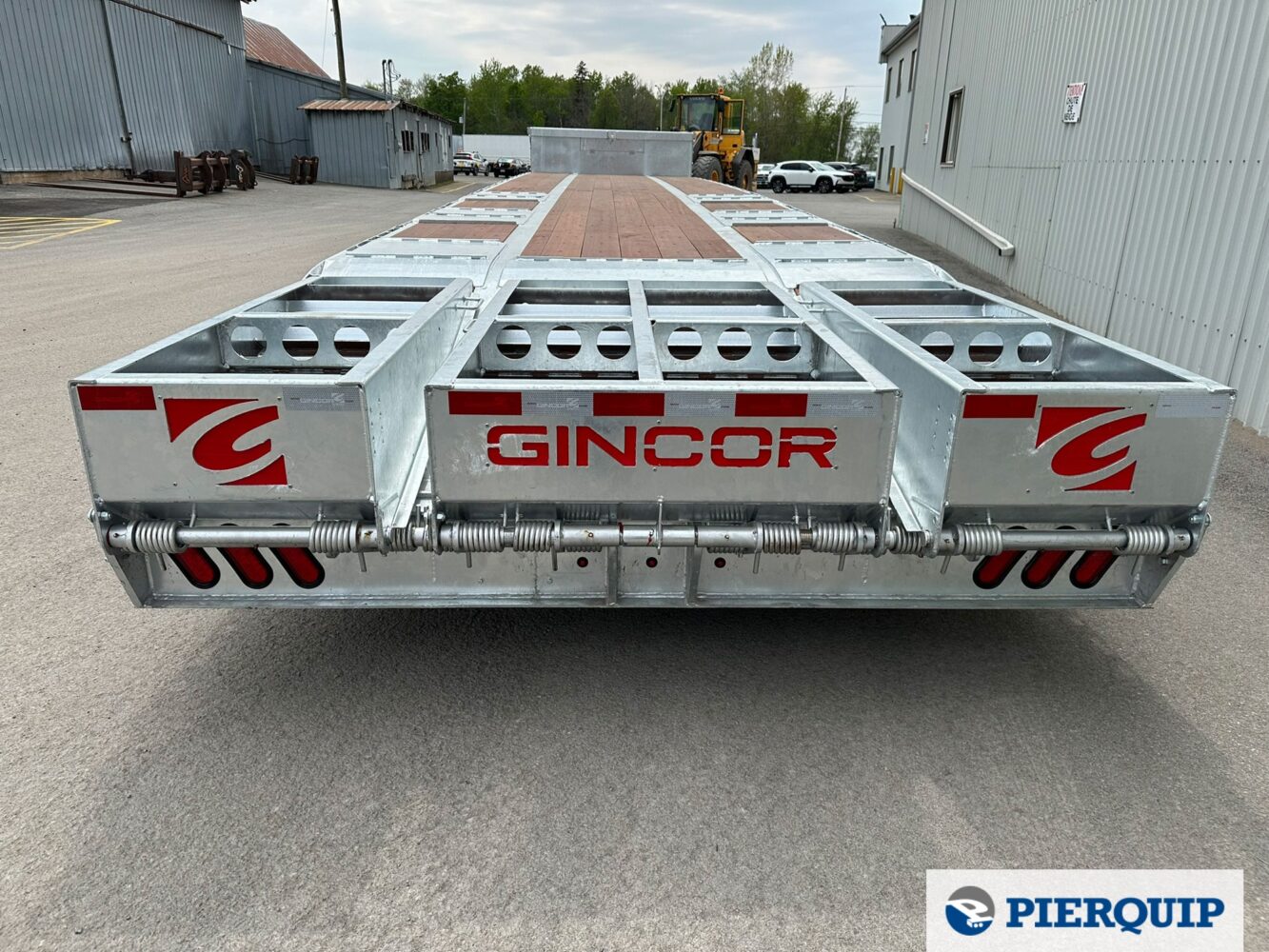 Pierquip-Dropdeck-Gincor-3Axles-2025-004-4.jpg