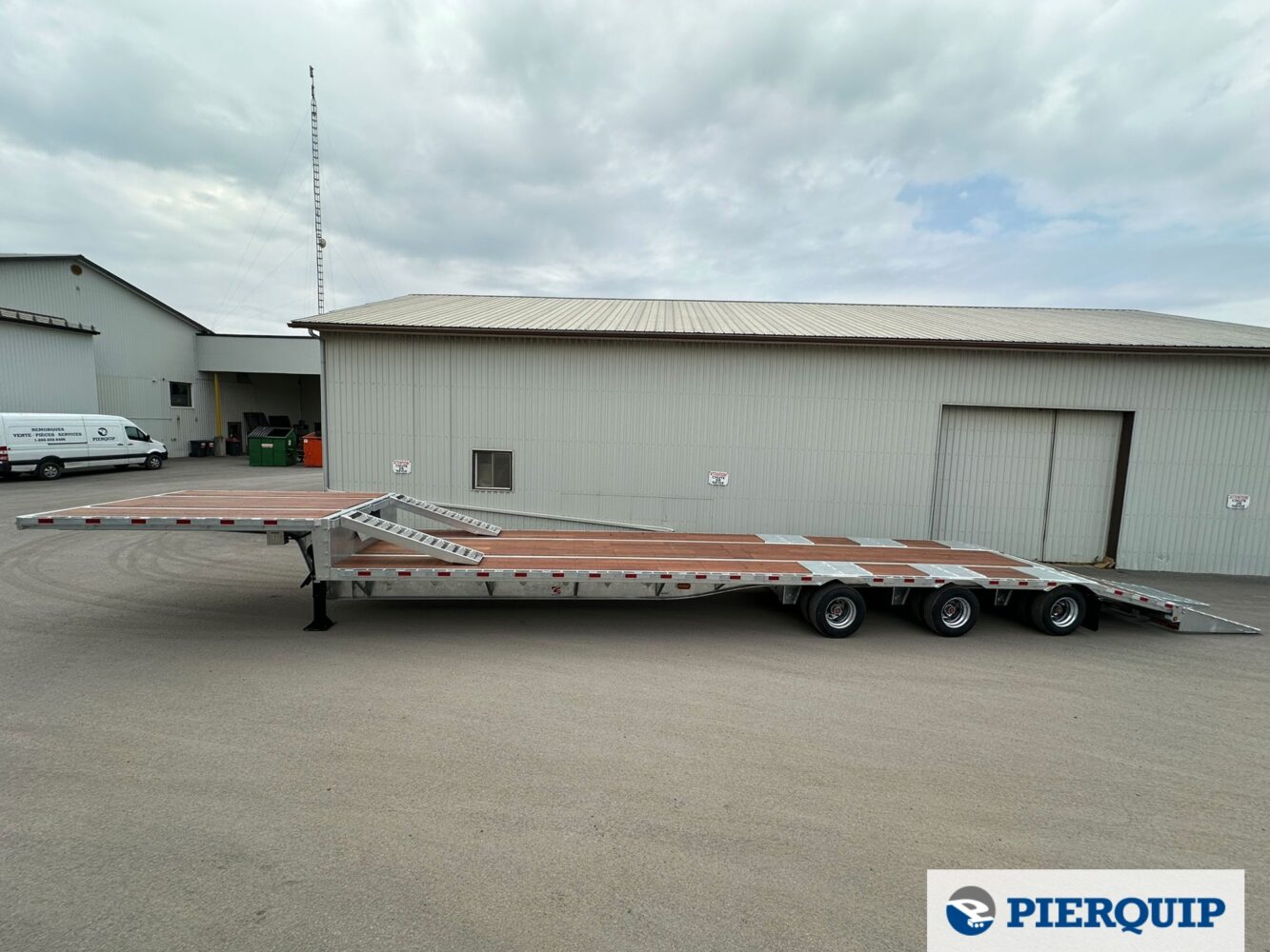 Pierquip-Dropdeck-Gincor-3Axles-2025-002-4.jpg