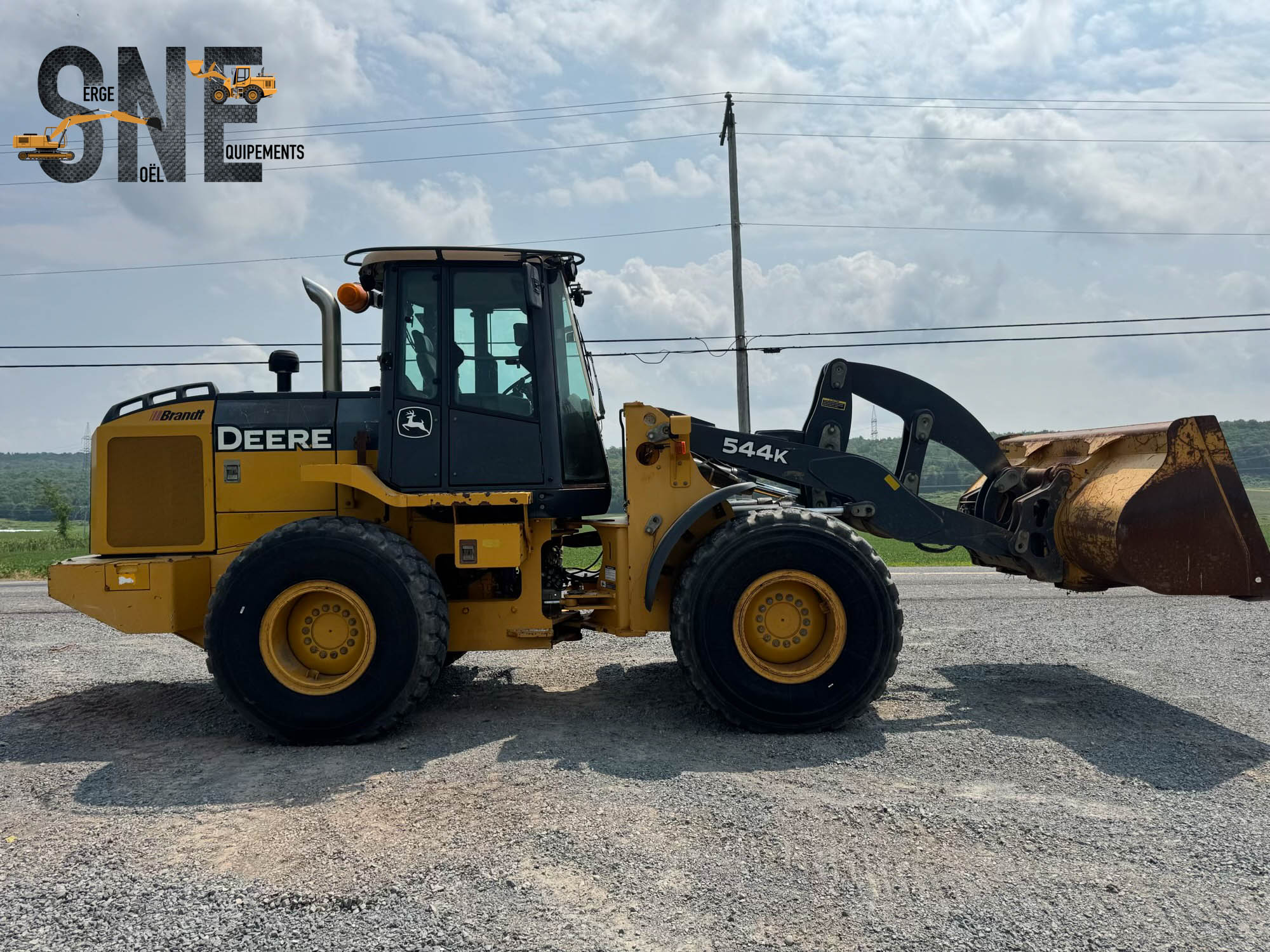 John Deere 544K_7485.jpg