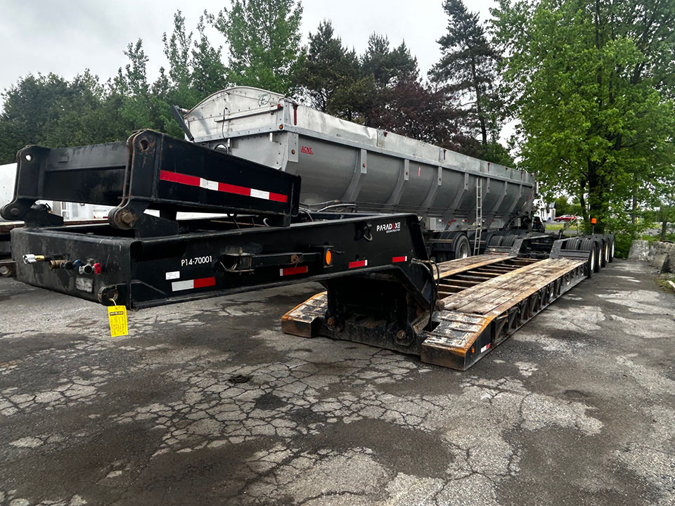 2006 fardier talbert 55 tonnes.jpg