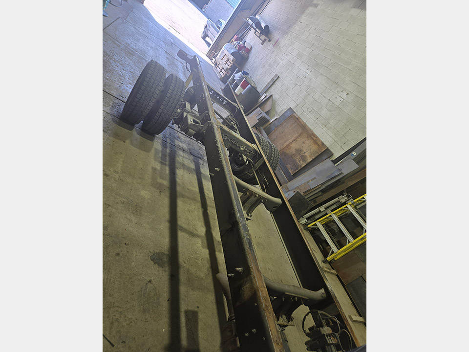 Hino-3.jpg