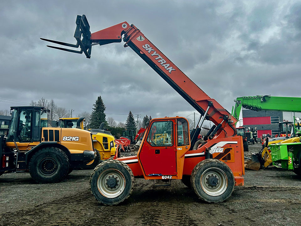 Skytrak-6042-2015.jpg