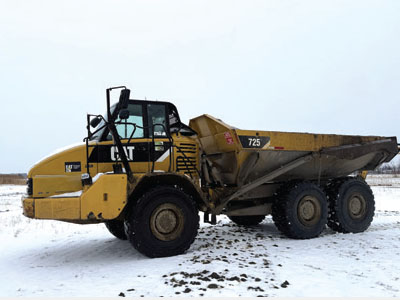 CAT-725-2013.jpg