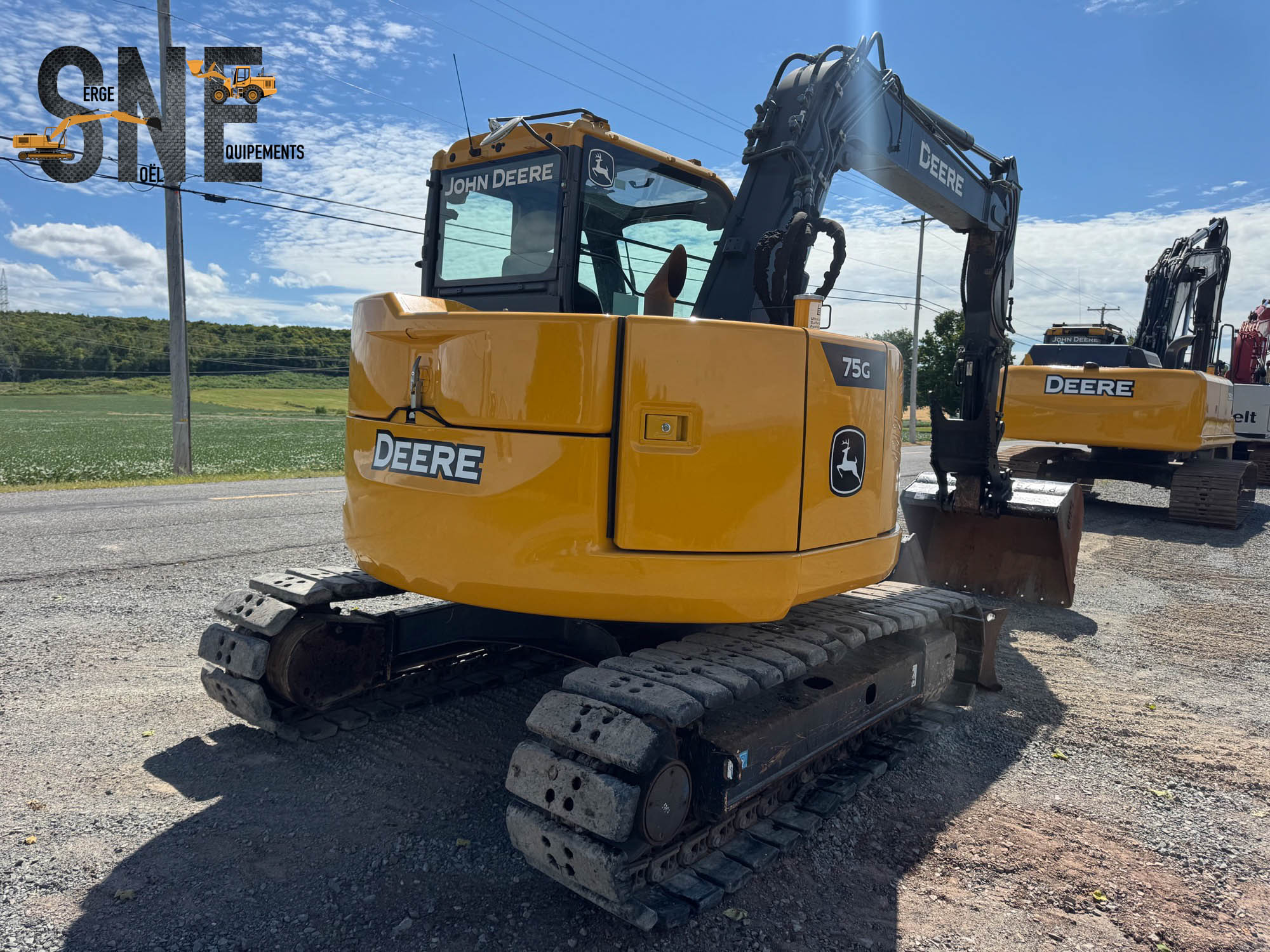 John Deere 75G_7831.jpg