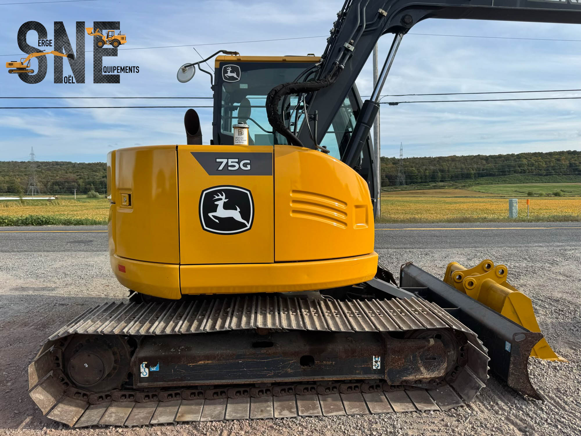 John Deere 75G_8255.jpg