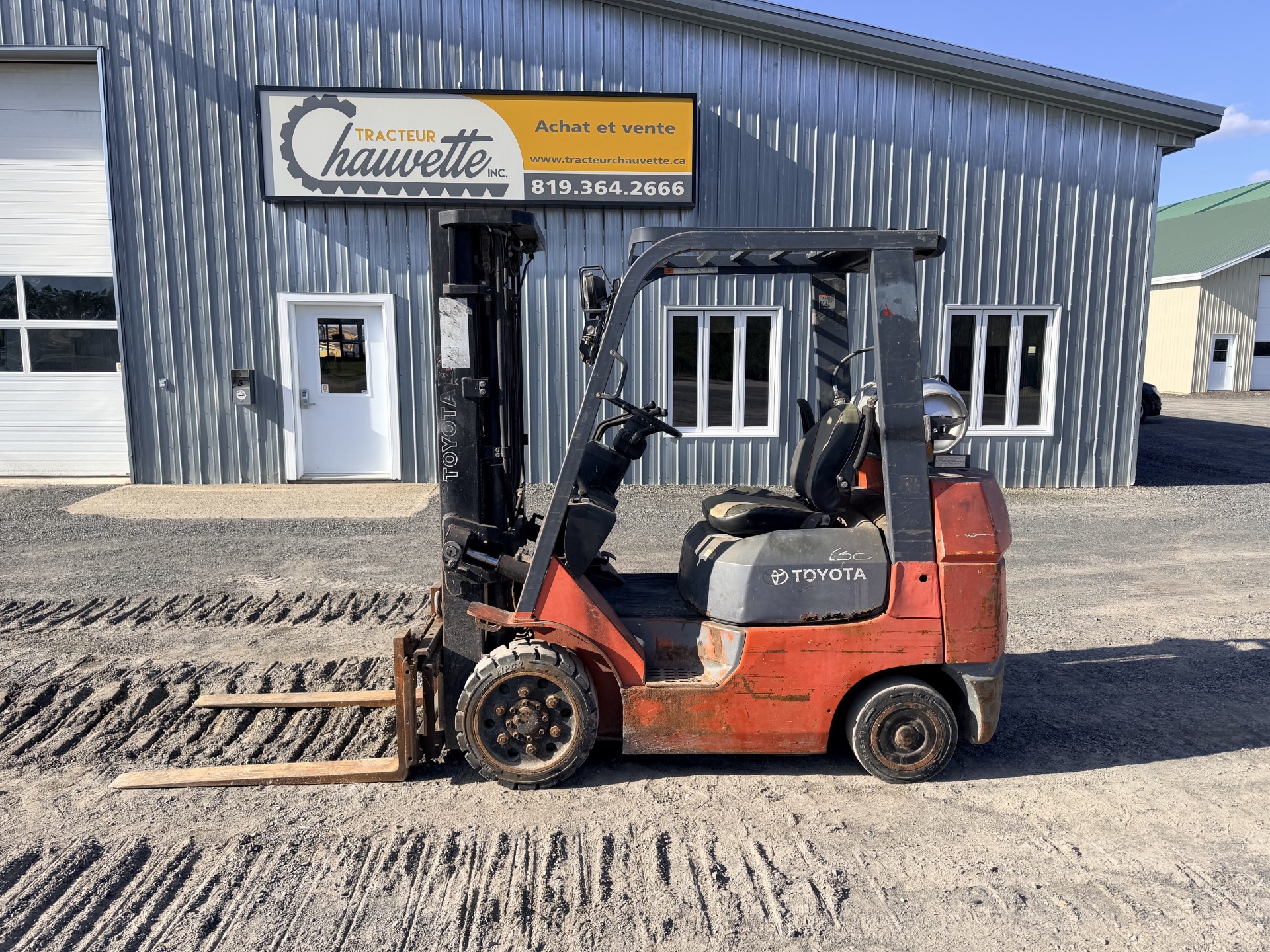 Toyota 7FGCU25 (1).jpg