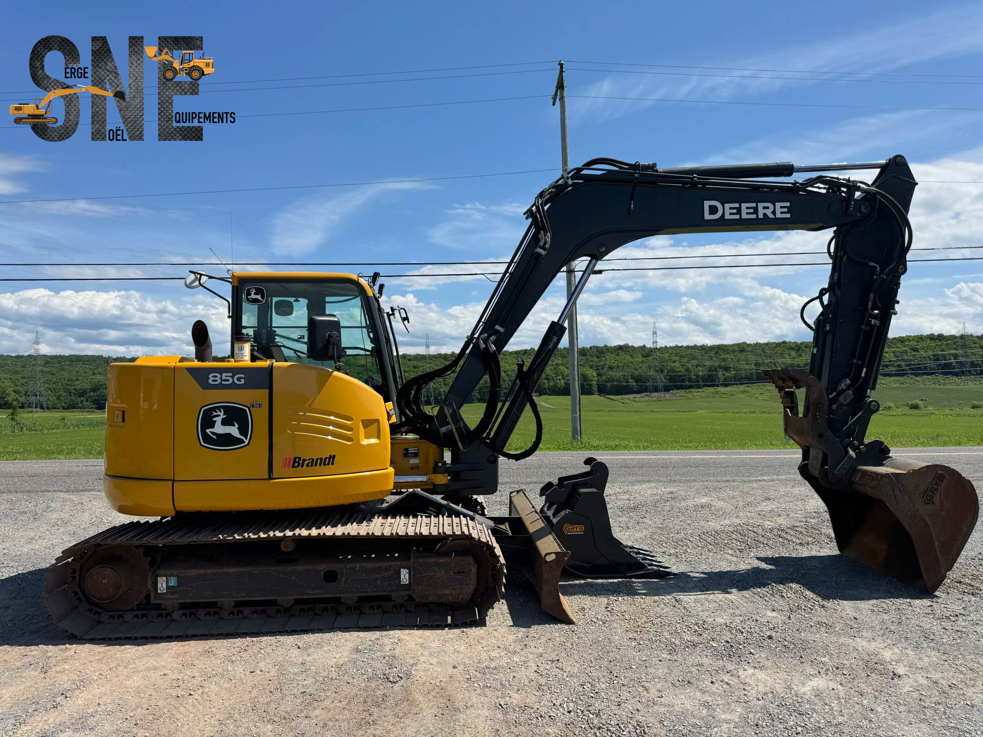 John Deere 85G #9438_7116.jpg