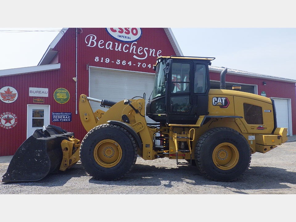 Caterpillar 930M.JPG
