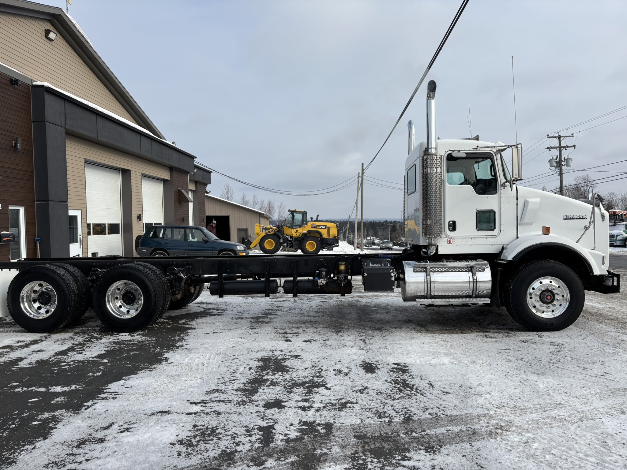 2007 - Kenworth T800 - Cab & Chassis 04.JPEG