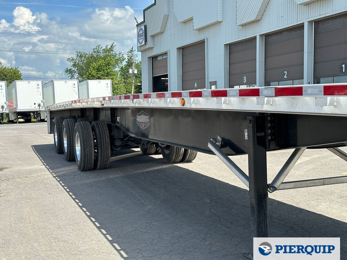 Pierquip-Flatbed-WilsonTrailer-3Axles-2024-006.jpg