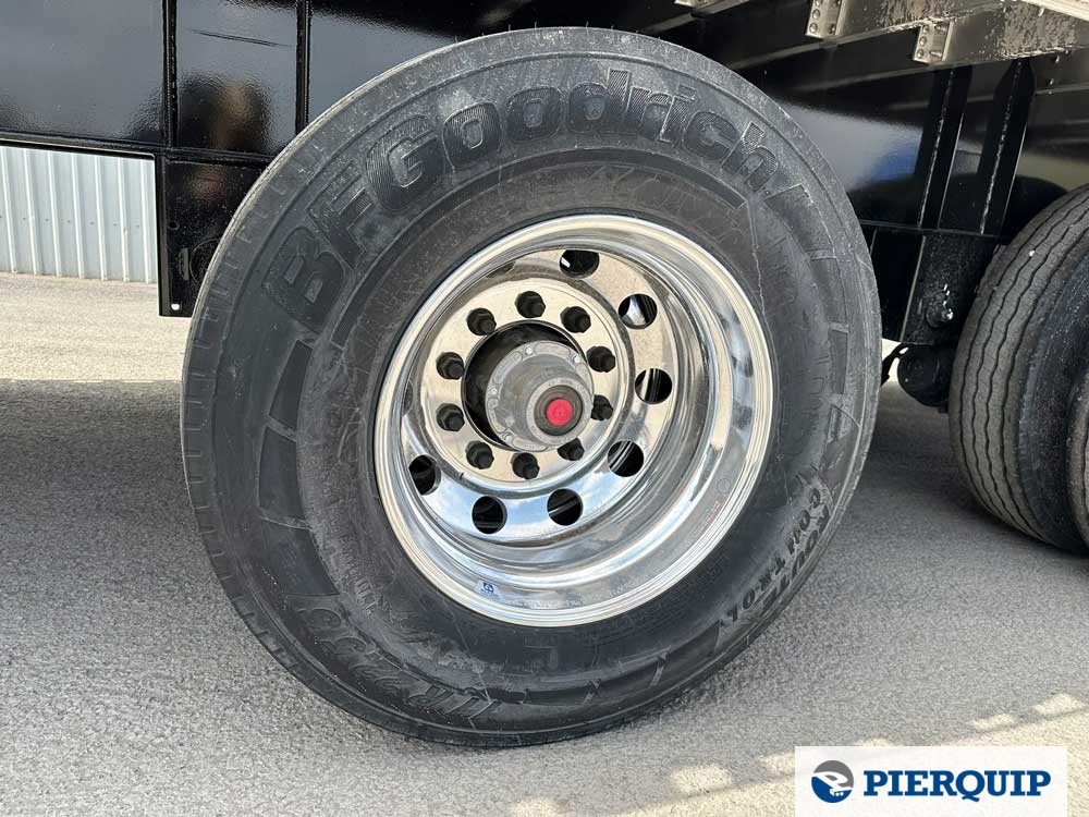 Pierquip-Flatbed-WilsonTrailer-4Axles-2025-009.jpg