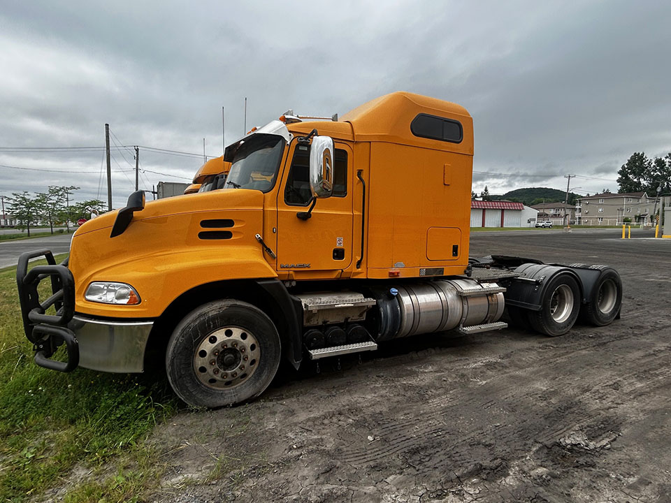 2017-MACK-CXU613-8.jpg