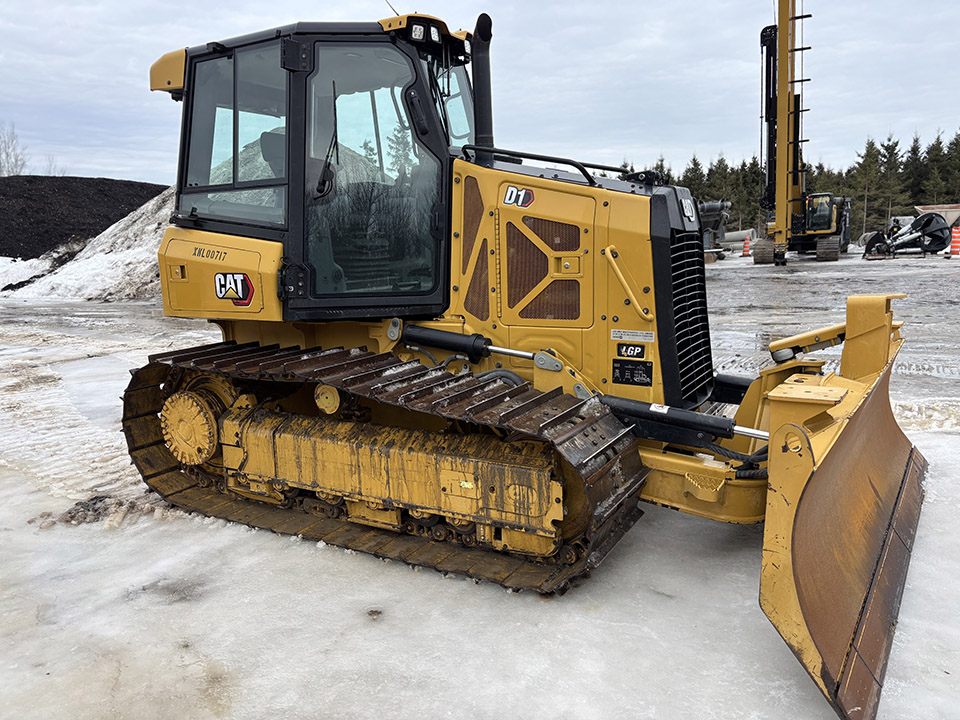 2022, Caterpillar, D1-LGP, 1476h, 67 000.jpg
