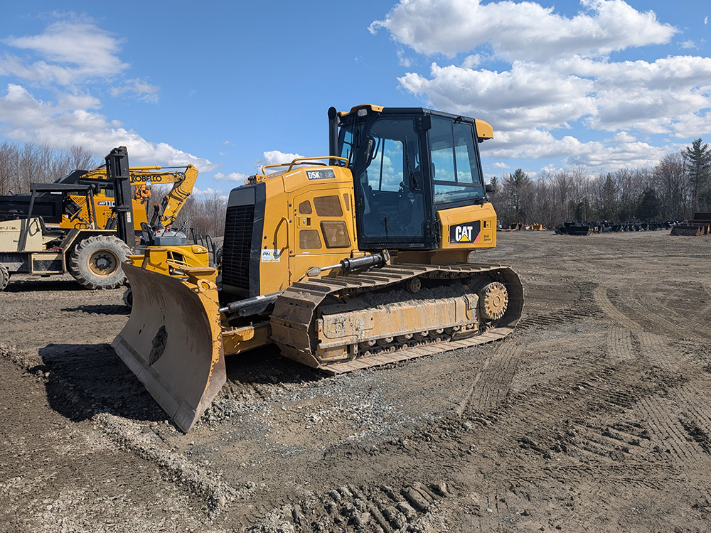 CAT D5K2 LGP 2016.jpg