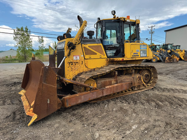 Komatsu-D65EX-17.jpg