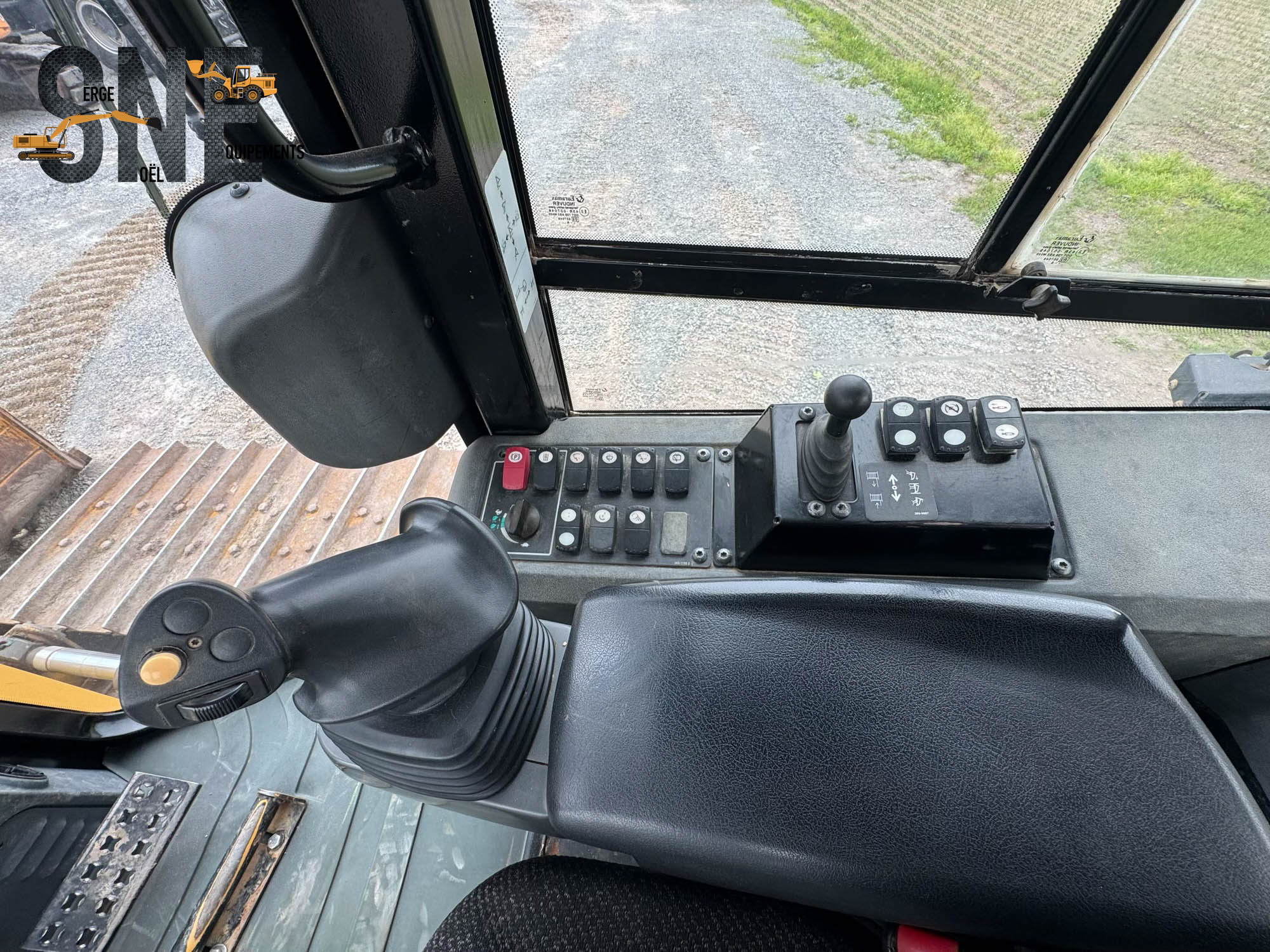 Caterpillar D6K2 LGP #1142_6846.jpg