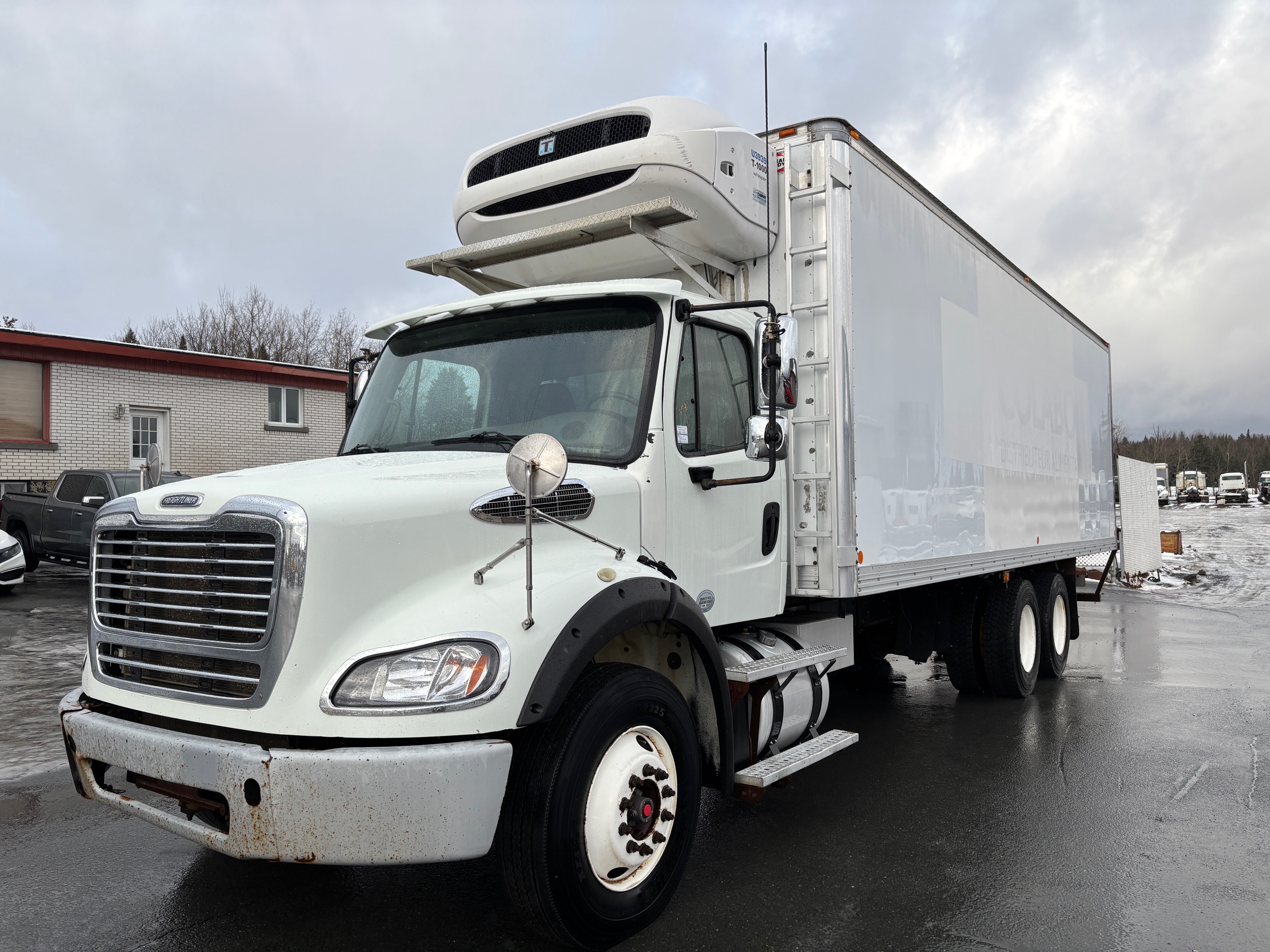 2014 - Freightliner M2 112 - Camion Réfrigéré 01.JPG