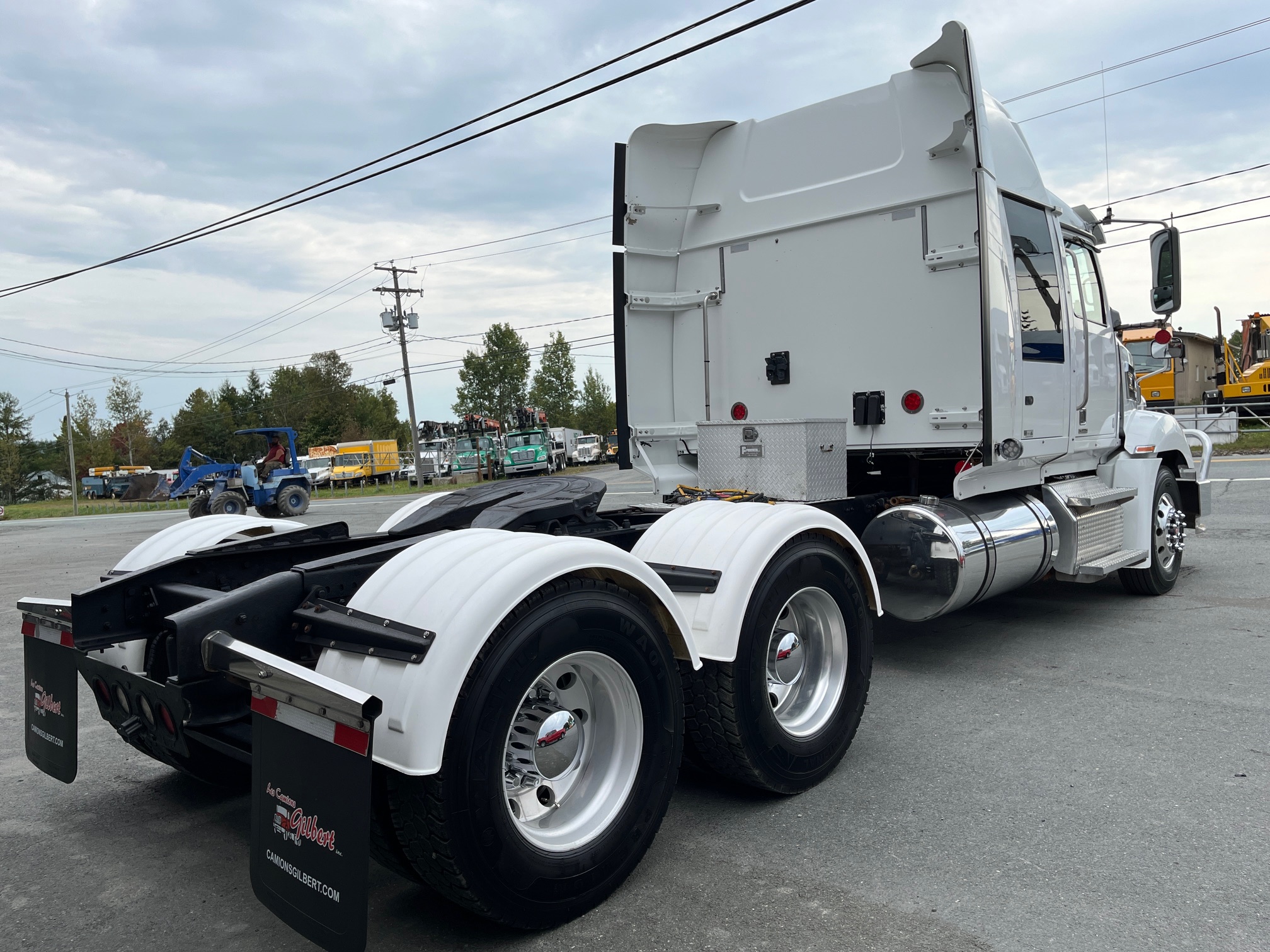 2020 - Western Star 5700XE - Camion Tracteur 05.JPG