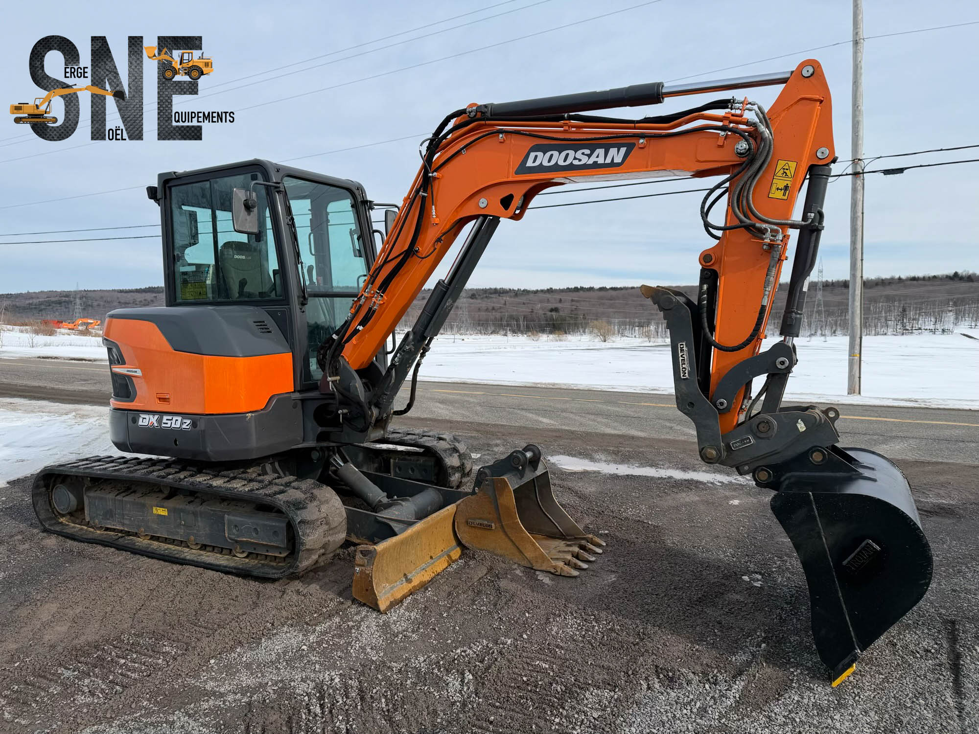 Doosan DX50Z-7_0623.jpg