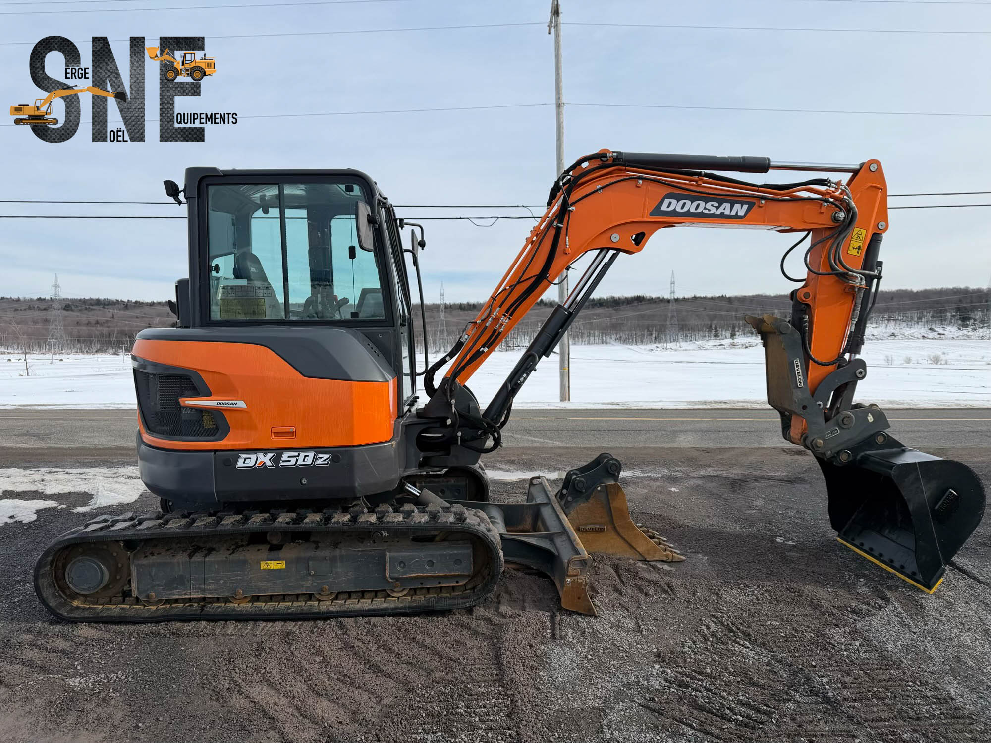 Doosan DX50Z-7_0624.jpg