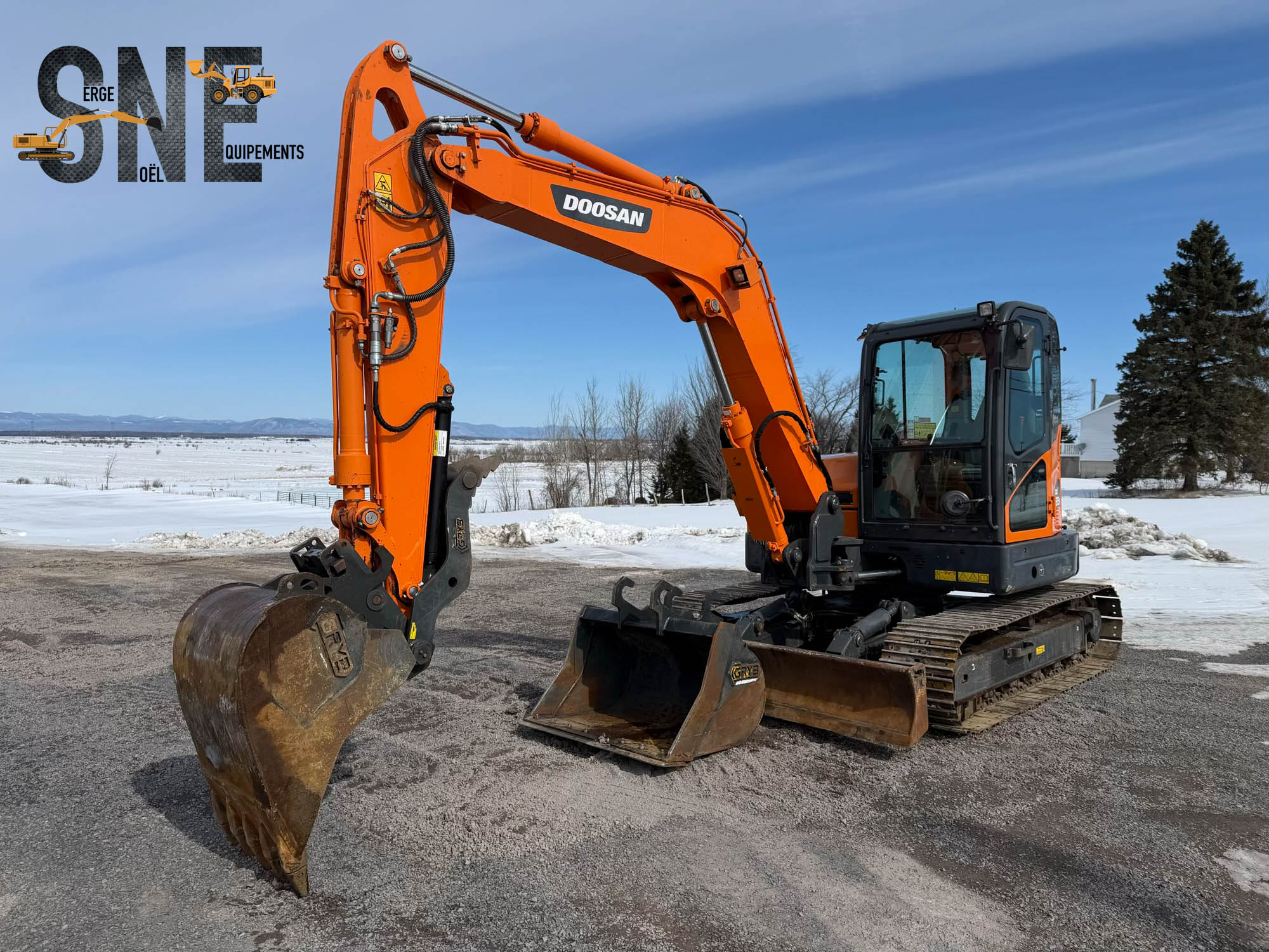 Doosan DX85R-3_0656.jpg