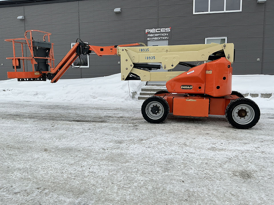 JLG-E400AJP-2015.jpg