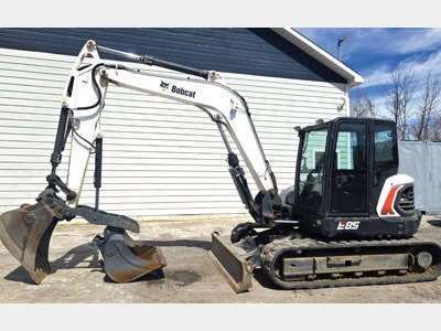 Bobcat-E85.jpg