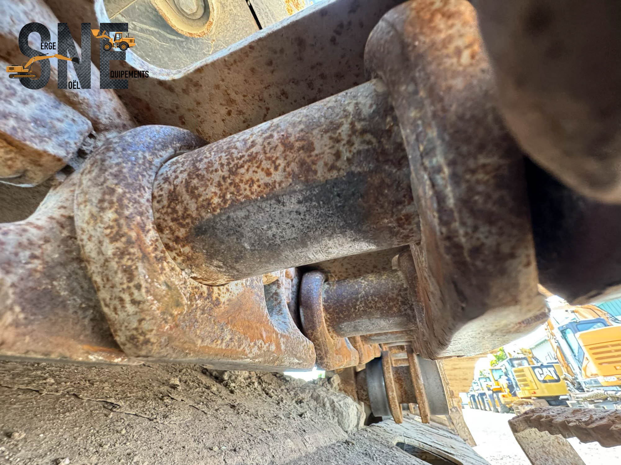 Volvo EC220EL_7896.jpg