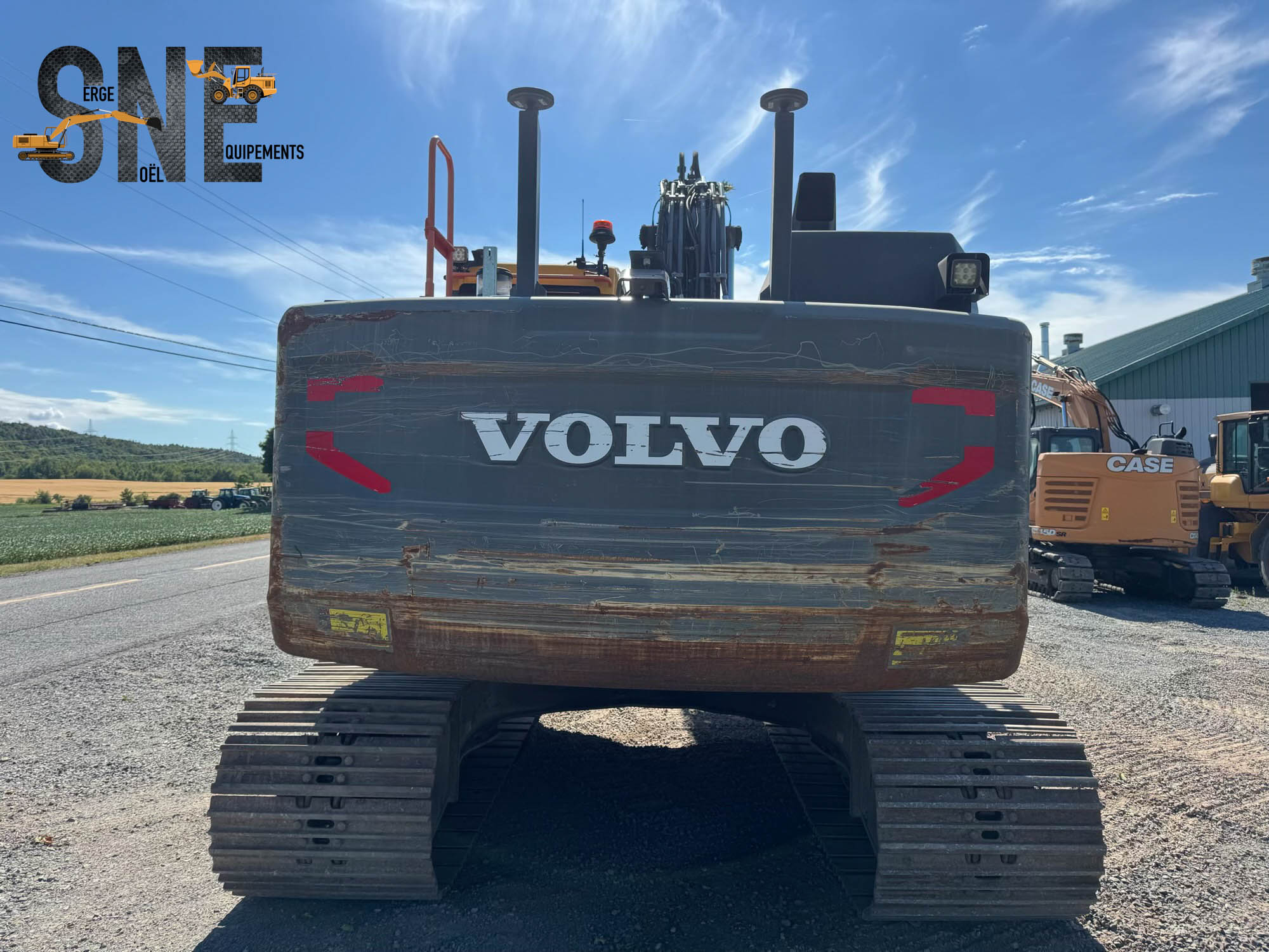 Volvo EC220EL_7890.jpg