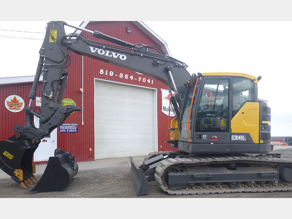 Beauchesne 10 VOLVO ECR145EL .JPG